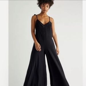NWOT HAH Jump 2 It Jumpsuit in Noir